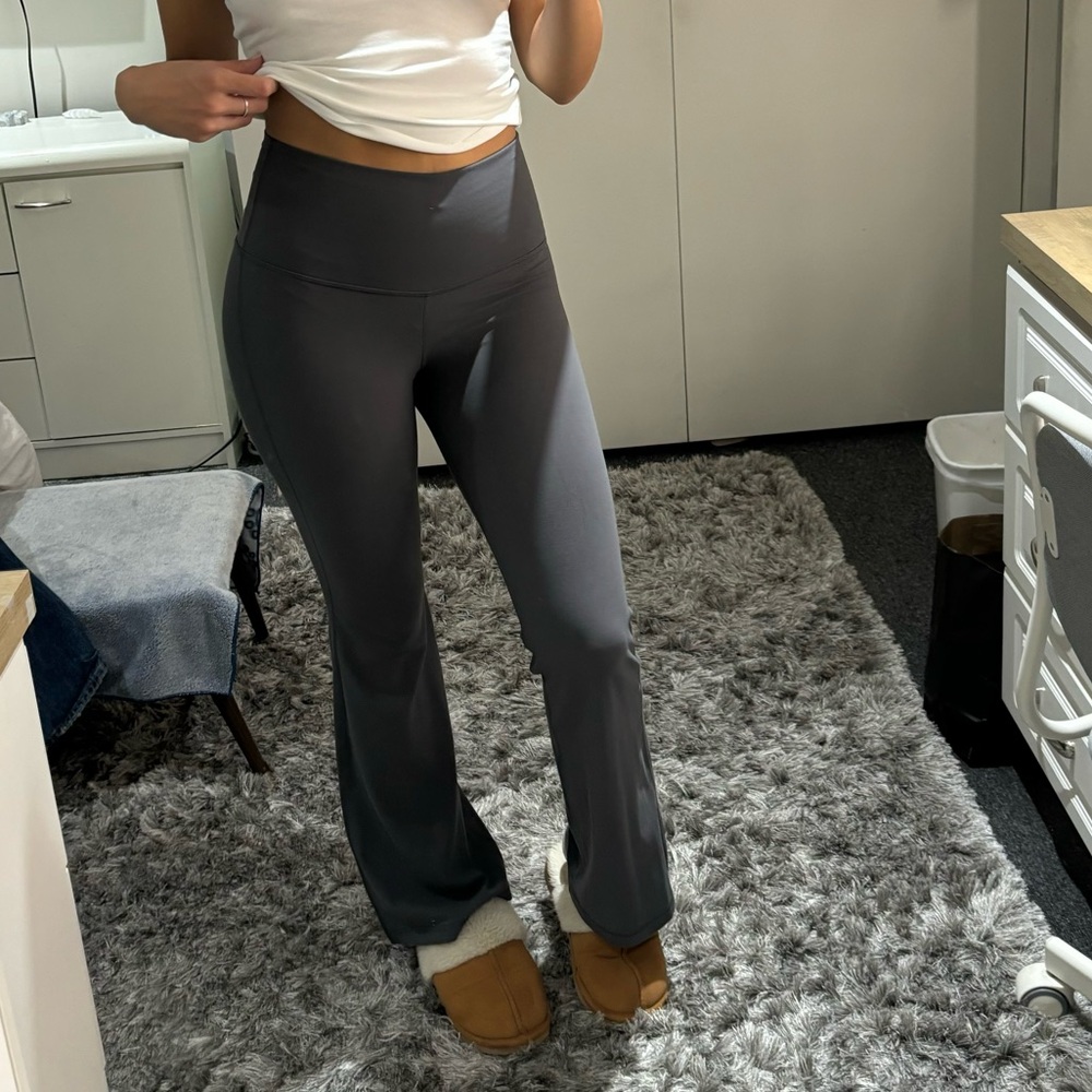 Tna butter flare legging